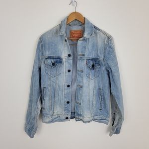 Levi's Light Wash Denim Trucker Jacket Small